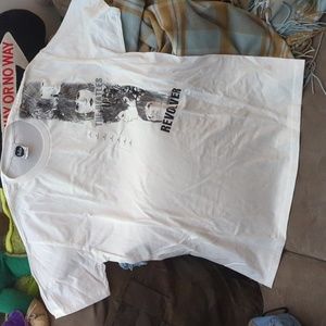 NWT Size men XL The Beatles Revolver Tee from early 2000s vintage